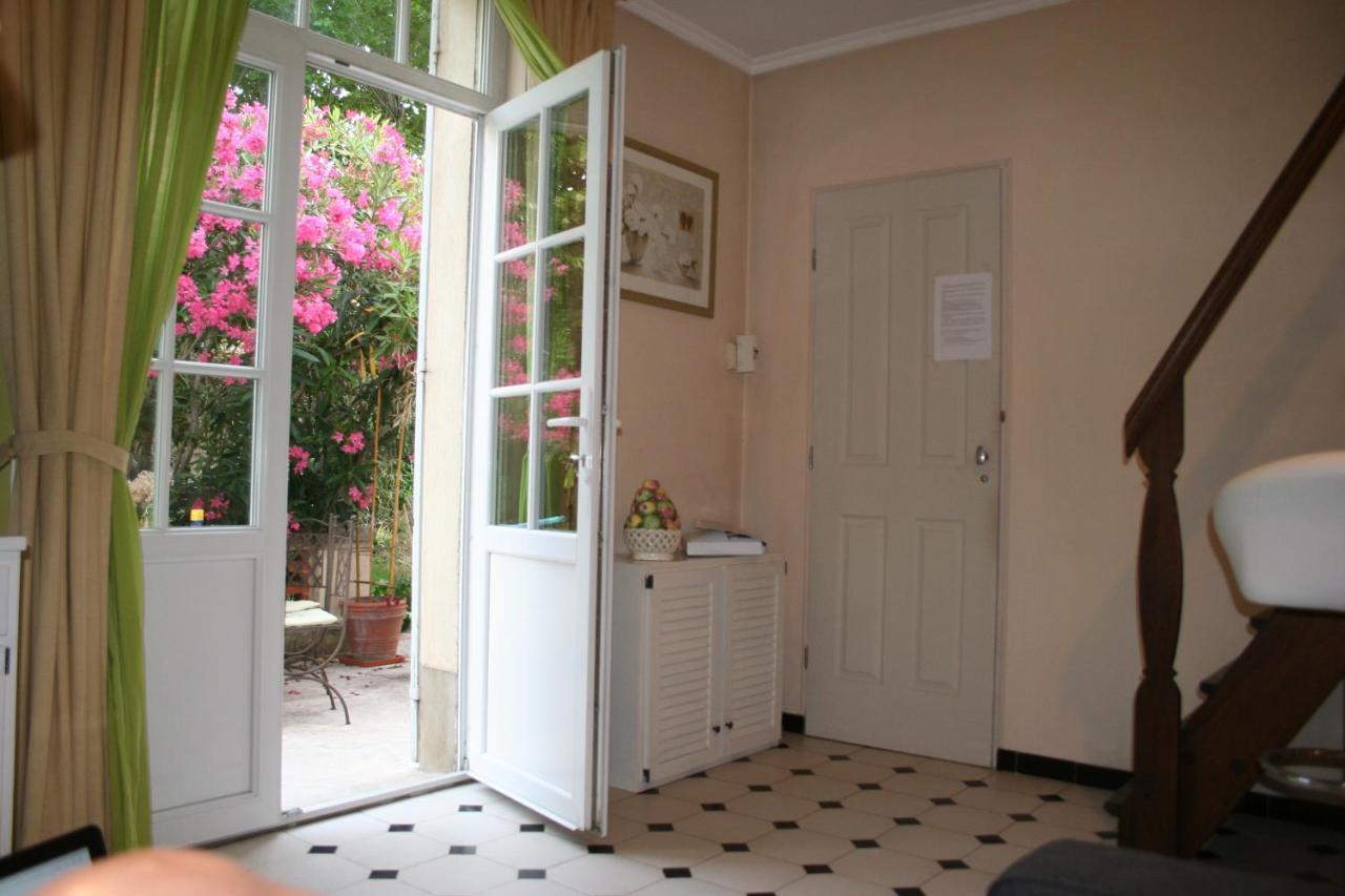 Le Petit Palais Maisonnette Aparthotel Avignon Kültér fotó